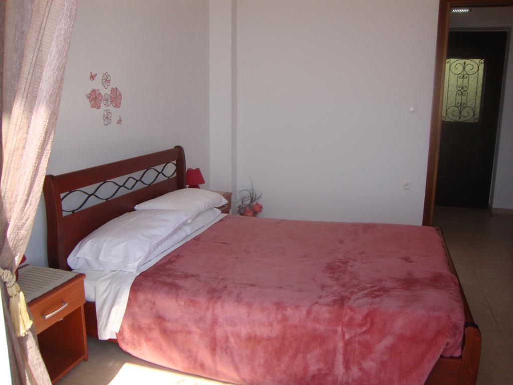 Fantasia Apartment Lákones 外观 照片